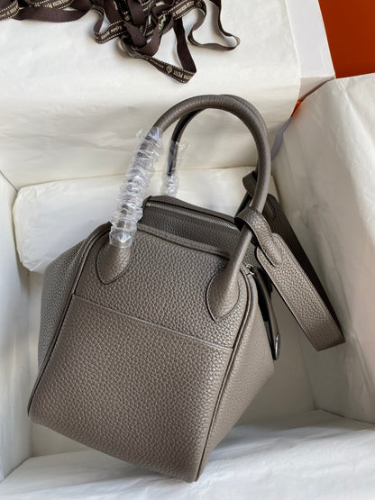 Lindy 26 Bag