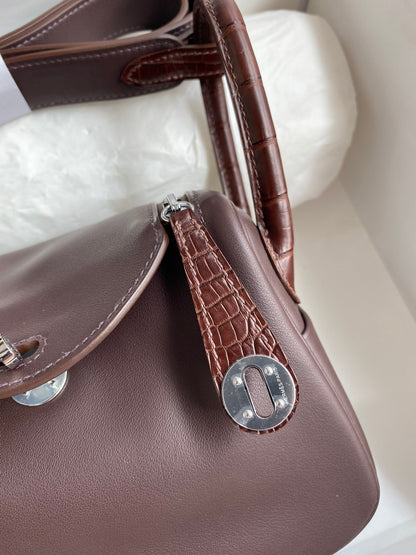 Lindy 19 Bag