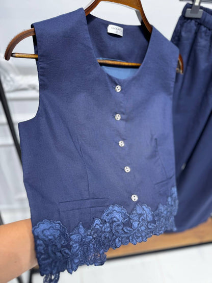 Two-Piece Linen Set with Lace Hem Vest & Wide-Leg Pants